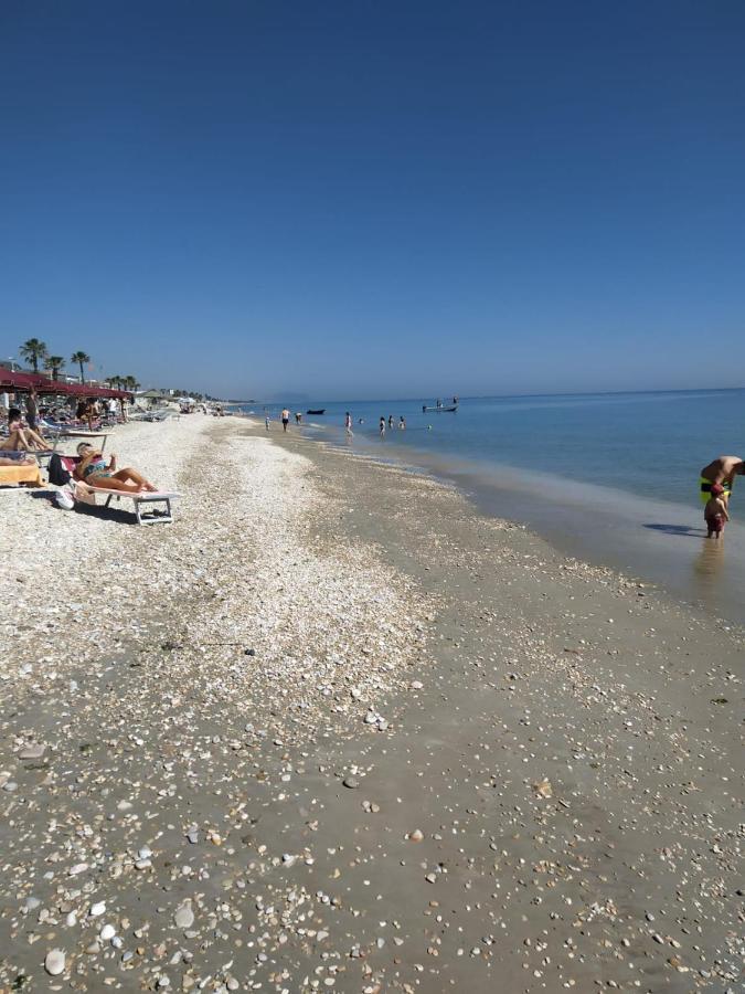 شقة La Perla Sul Mare Porto SantʼElpidio المظهر الخارجي الصورة